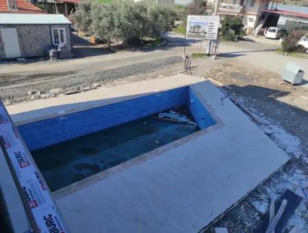 Ortaca Karaburun Mah. Zu Verkaufen 2 Brandneue Wohnung Mit 1 Pool