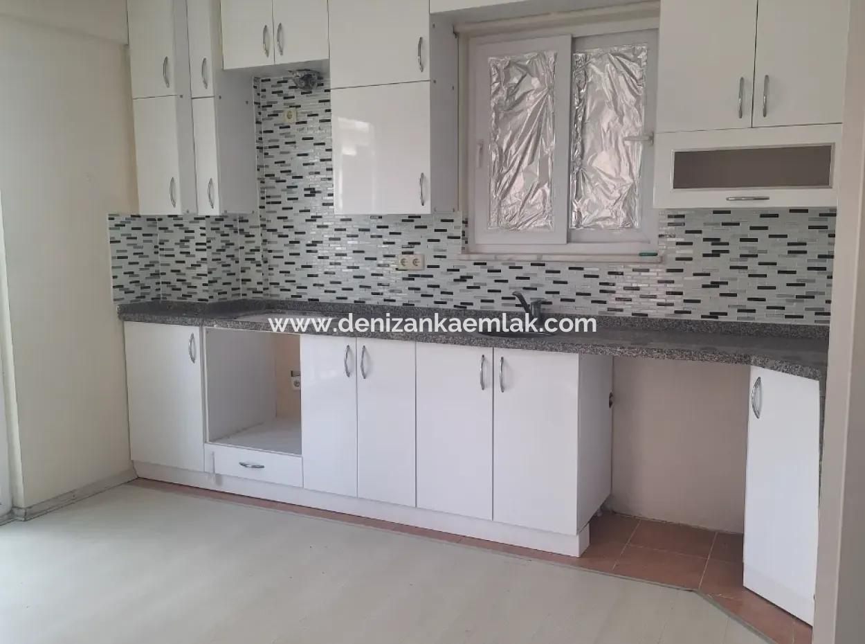 Ortaca Çaylı Mah Spacious Apartment With 3 1 Calorifer For Rent