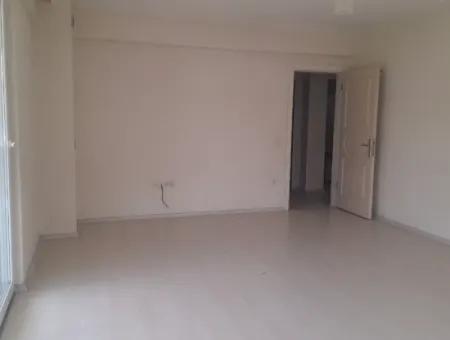 Ortaca Çaylı Mah Spacious Apartment With 3 1 Calorifer For Rent