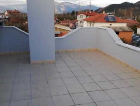 Dalyan Eskiköyde Kiralık 3+1 Geniş Çatı Kat