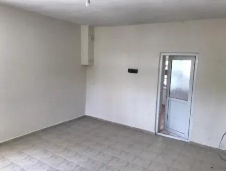 Ortaca Dikmekavak Mah.kiralık 800 M² Arsa İçinde 2+1 Yarı Mustakil Ev